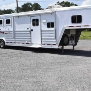Used 2015 Featherlite 8412LQ 4 Horse Trailer with 12′ Short Wall