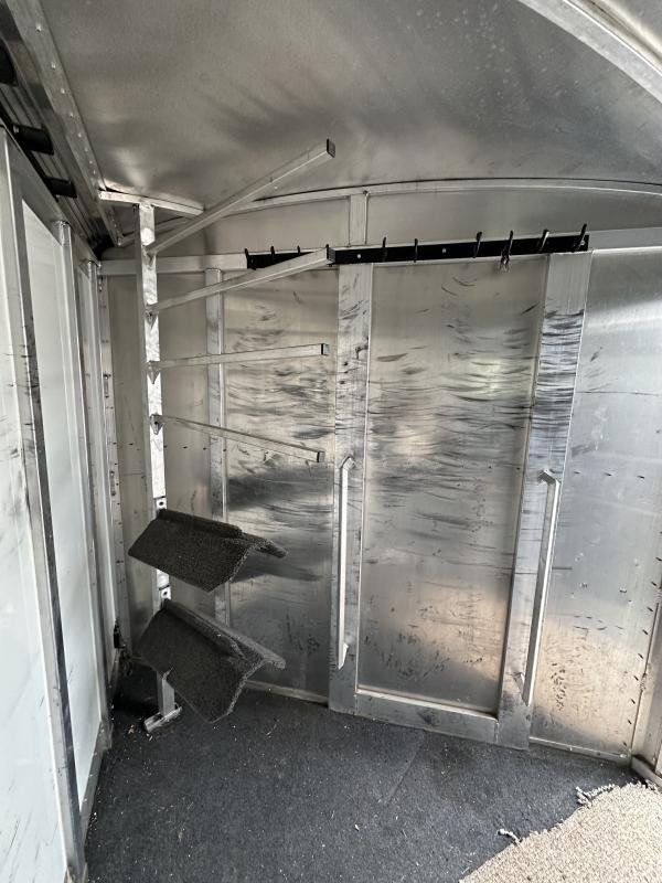 2004-cherokee-trailers-4h-gn-horse-trailer-6.jpg