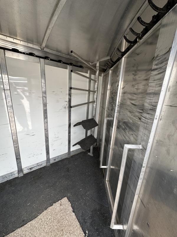 2004-cherokee-trailers-4h-gn-horse-trailer-8.jpg