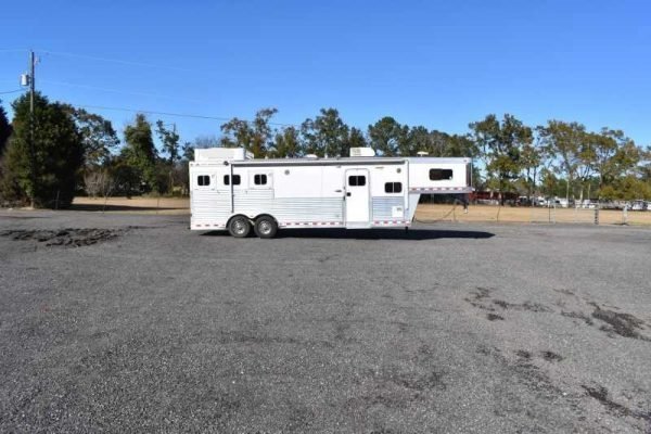 2006-exiss-7407lq-4-horse-trailer-with-7-short-wall-1.jpg