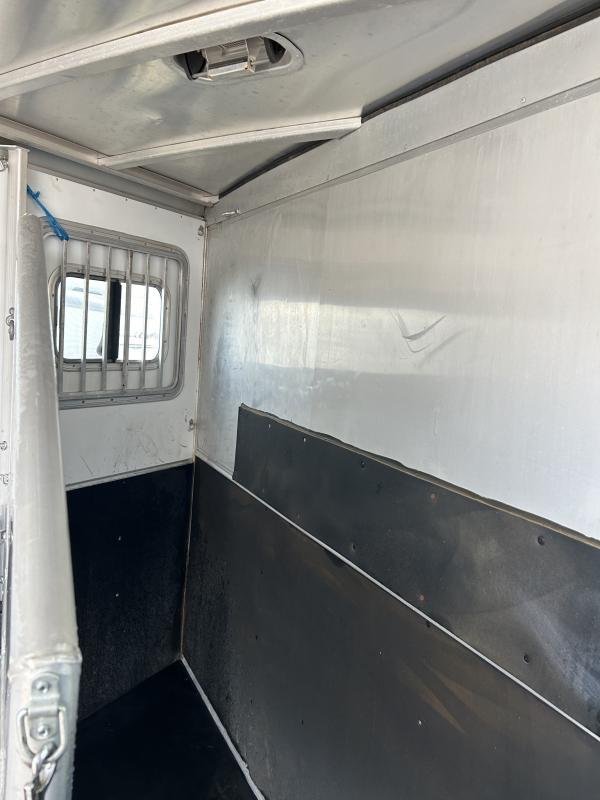 2007-exiss-2-horse-trailer-8.jpg