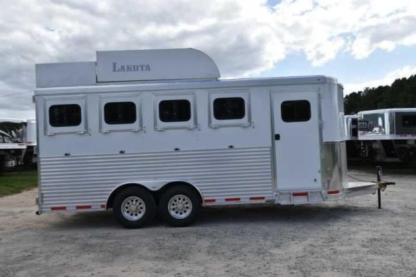 2018-lakota-84hbpsl-4-horse-trailer-with-2-short-wall-2.jpg