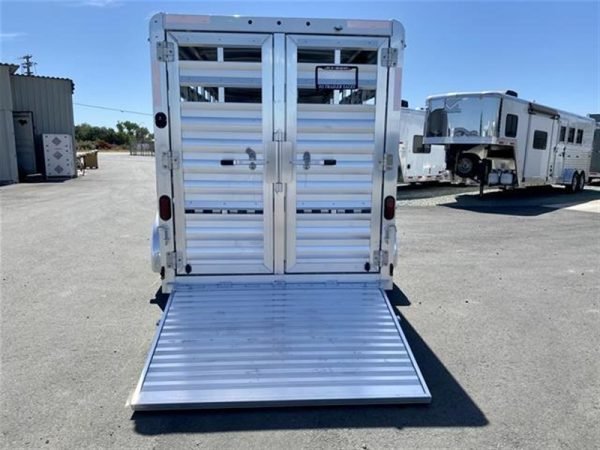 2024-exiss-exhibitor-mini-615-bumper-pull-stock-trailer-8-pens-4.jpg