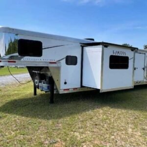 2024 Lakota Charger LE81413SR Stock Trailer with 13′ Short Wall