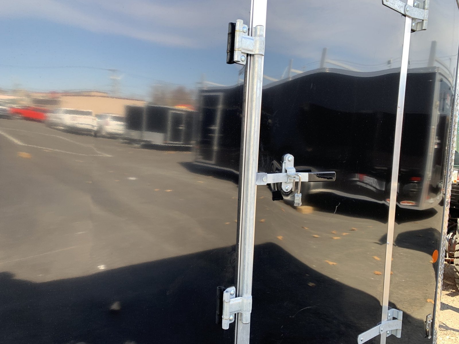 7x16_car_mate_black_custom_cargo_enclosed_trailer-14-scaled-1.jpg
