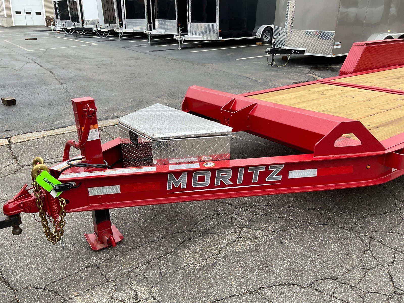 MORITZ-EQUIOPMENT-TILT-RED-16000-GVWR89-scaled-1.jpg