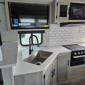 2024-Crossroads-Sunset-Trail-Super-Lite-SS212RB-Travel-Trailer-Stock-E5722-on-sale-at-Poulsbo-RV-8.jpg