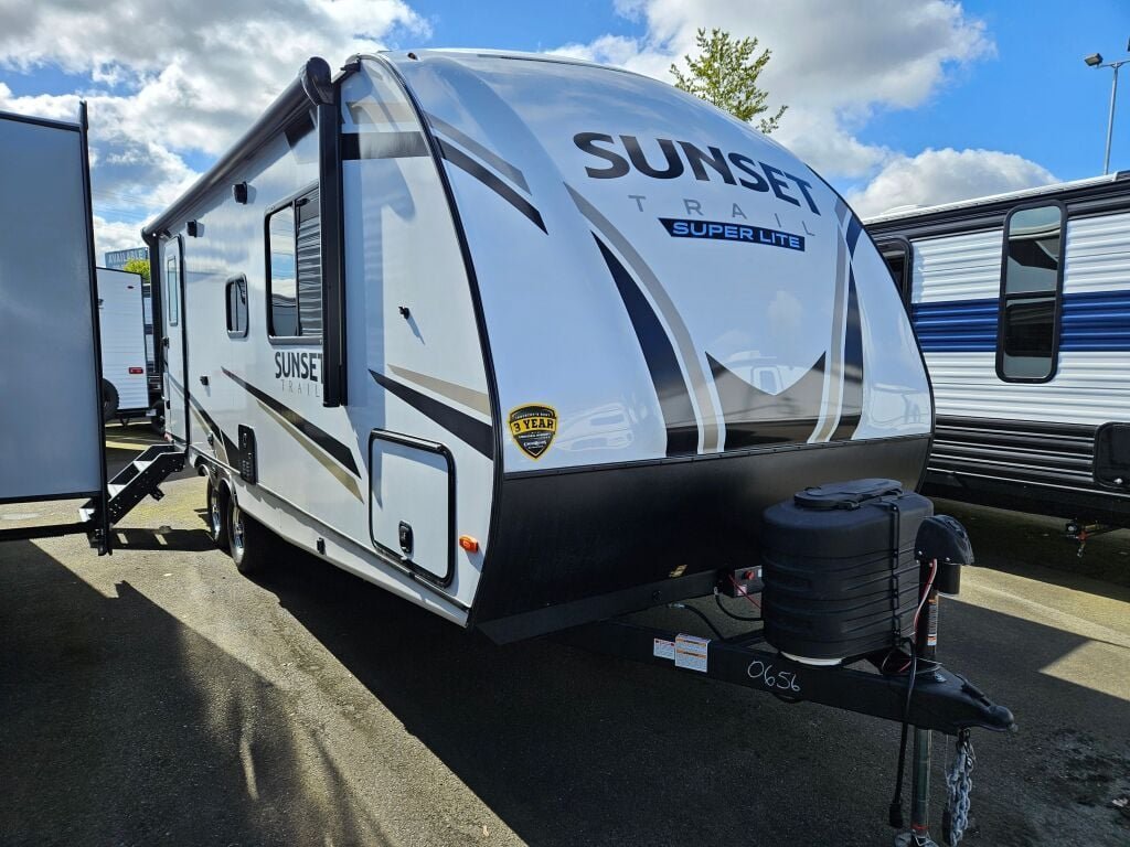 2024-Crossroads-Sunset-Trail-Super-Lite-SS212RB-Travel-Trailer-Stock-E5722-on-sale-at-Poulsbo-RV.jpg 2024-Crossroads-Sunset-Trail-Super-Lite-SS212RB-Travel-Trailer-Stock-E5722-on-sale-at-Poulsbo-RV.jpg