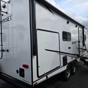 2024-Crossroads-Sunset-Trail-Super-Lite-SS222RB-Travel-Trailer-Stock-F1246-on-sale-at-Poulsbo-RV-3.jpg