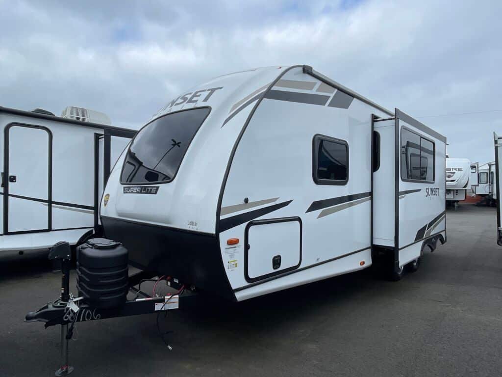 2024-Crossroads-Sunset-Trail-Super-Lite-SS222RB-Travel-Trailer-Stock-K5992-on-sale-at-Poulsbo-RV-2.jpg 2024-Crossroads-Sunset-Trail-Super-Lite-SS222RB-Travel-Trailer-Stock-K5992-on-sale-at-Poulsbo-RV-2.jpg