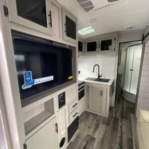 2024-Crossroads-Sunset-Trail-Super-Lite-SS222RB-Travel-Trailer-Stock-K5992-on-sale-at-Poulsbo-RV-6.jpg