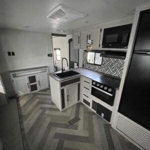 2024-Crossroads-Zinger-Lite-ZR260BH-Travel-Trailer-Stock-K5955-on-sale-at-Poulsbo-RV-18.jpg