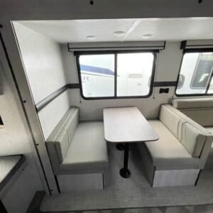 2024-Crossroads-Zinger-Lite-ZR260BH-Travel-Trailer-Stock-K5955-on-sale-at-Poulsbo-RV-9.jpg