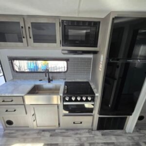 2024-Dutchmen-Kodiak-Ultra-Lite-242RBSL-Travel-Trailer-Stock-K5939-on-sale-at-Poulsbo-RV-11.jpg