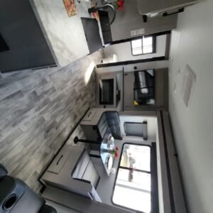 2024-Dutchmen-Kodiak-Ultra-Lite-242RBSL-Travel-Trailer-Stock-M3411-on-sale-at-Poulsbo-RV-4.jpg