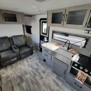 2024-Dutchmen-Kodiak-Ultra-Lite-242RBSL-Travel-Trailer-Stock-M3411-on-sale-at-Poulsbo-RV-7.jpg