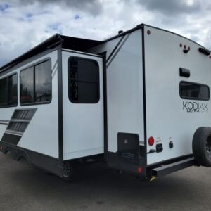 2024-Dutchmen-Kodiak-Ultra-Lite-257RKSL-Travel-Trailer-Stock-F1213-on-sale-at-Poulsbo-RV-2.jpg