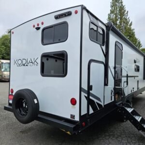 2025-Dutchmen-Kodiak-302BHSL-Travel-Trailer-Stock-E5823-on-sale-at-Poulsbo-RV-3.jpg