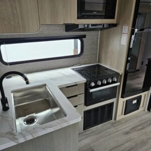 2025-Dutchmen-Kodiak-302BHSL-Travel-Trailer-Stock-E5823-on-sale-at-Poulsbo-RV-7.jpg
