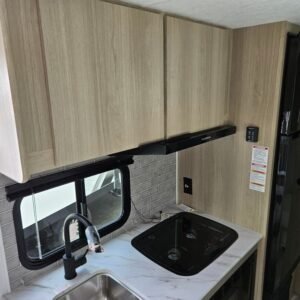 2025-Dutchmen-Kodiak-Cub-162BH-Travel-Trailer-Stock-E5792-on-sale-at-Poulsbo-RV-12.jpg
