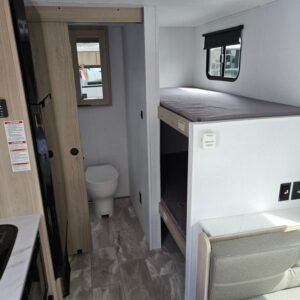 2025-Dutchmen-Kodiak-Cub-162BH-Travel-Trailer-Stock-E5792-on-sale-at-Poulsbo-RV-6.jpg