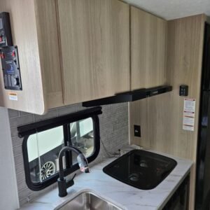 2025-Dutchmen-Kodiak-Cub-162BH-Travel-Trailer-Stock-E5792-on-sale-at-Poulsbo-RV-7.jpg