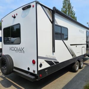 2025-Dutchmen-Kodiak-Ultimate-2921FKDS-Travel-Trailer-Stock-E5795-on-sale-at-Poulsbo-RV-3.jpg