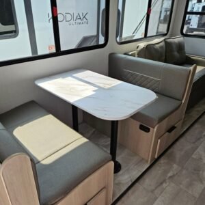 2025-Dutchmen-Kodiak-Ultimate-3321BHSL-Travel-Trailer-Stock-E5796-on-sale-at-Poulsbo-RV-7.jpg