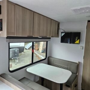 2025-Dutchmen-Kodiak-Ultra-Lite-201QB-Travel-Trailer-Stock-E5804-on-sale-at-Poulsbo-RV-8.jpg