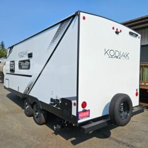 2025-Dutchmen-Kodiak-Ultra-Lite-201QB-Travel-Trailer-Stock-E5805-on-sale-at-Poulsbo-RV-2.jpg