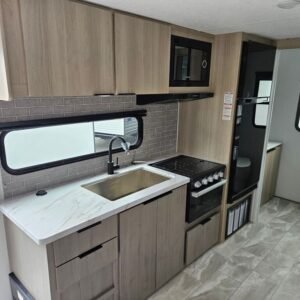 2025-Dutchmen-Kodiak-Ultra-Lite-242RBSL-Travel-Trailer-Stock-E5806-on-sale-at-Poulsbo-RV-13.jpg