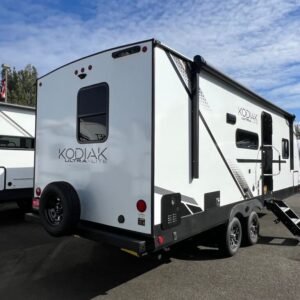 2025-Dutchmen-Kodiak-Ultra-Lite-242RBSL-Travel-Trailer-Stock-S672-on-sale-at-Poulsbo-RV-3.jpg
