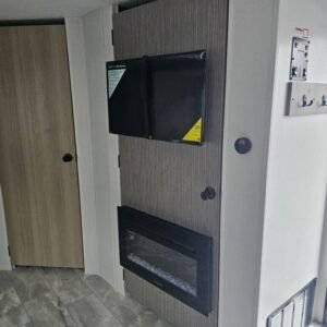 2025-Dutchmen-Kodiak-Ultra-Lite-257RKSL-Travel-Trailer-Stock-S673-on-sale-at-Poulsbo-RV-11.jpg