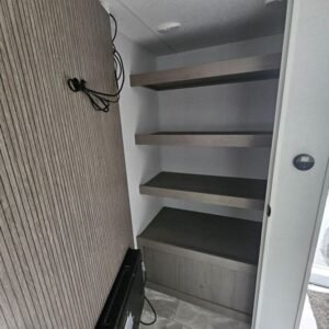 2025-Dutchmen-Kodiak-Ultra-Lite-257RKSL-Travel-Trailer-Stock-S673-on-sale-at-Poulsbo-RV-22.jpg