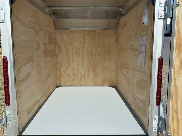 Car-Mate-4×6-Enclosed-Cargo-Trailer-Single-Rear-Door-Torsion-Axle-Luggage-Trailer-1-1.webp Car-Mate-4x6-Enclosed-Cargo-Trailer-Single-Rear-Door-Torsion-Axle-Luggage-Trailer-1-1.webp
