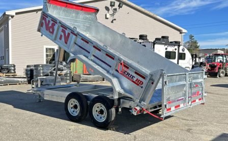 Gooseneck dump trailer for farmers and ranchers